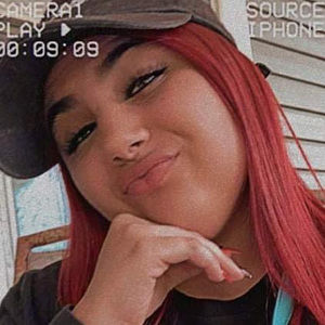 Meet your Posher, Allyssa